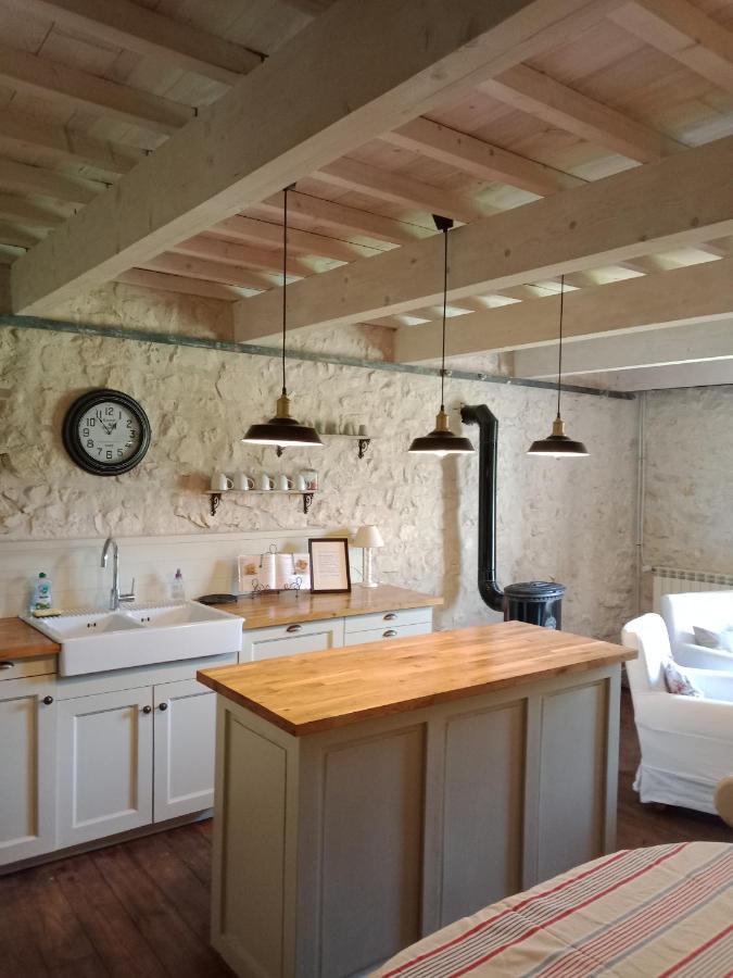 Mas De Karlotte Apartment Pernes-les-Fontaines Ngoại thất bức ảnh