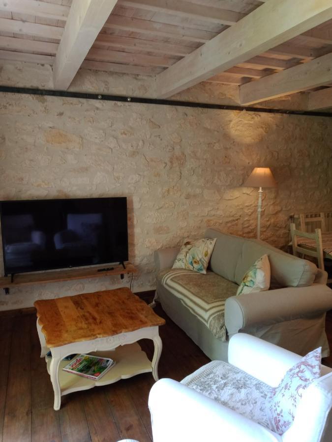 Mas De Karlotte Apartment Pernes-les-Fontaines Ngoại thất bức ảnh